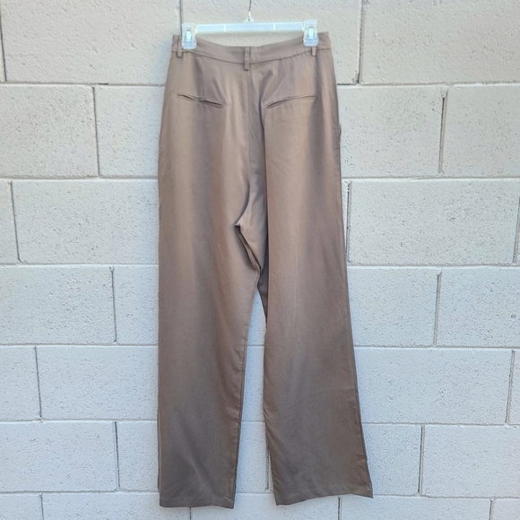 Reformation | Mason Trouser Pant in Mushroom Size 8 - Picture 10 of 11